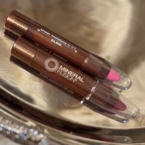 Set of two Mineral Fusion Sheer Moisture Lip Tints